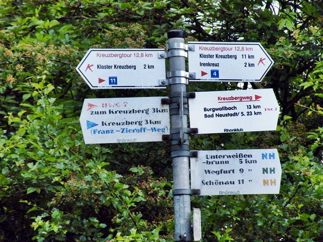 Wandern am Kreuzberg in der RHön - Hochrhöner und Extratour Kreuzbergrunde