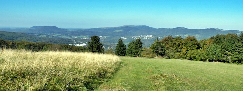 Wandern am Kreuzberg in der Rhn