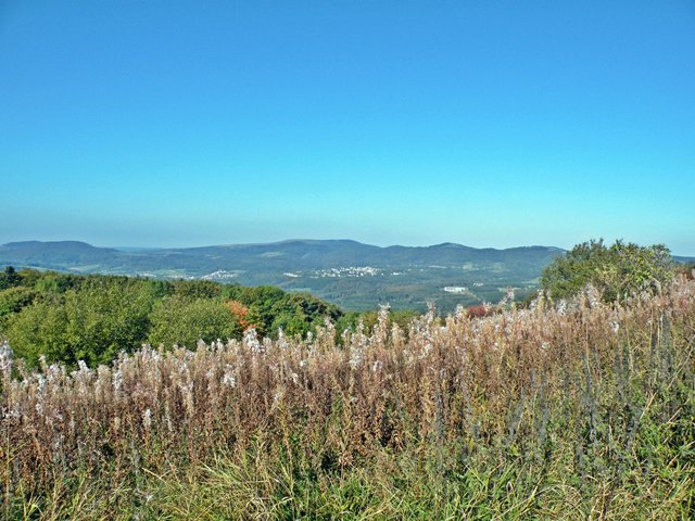 Kreuzberg Rhön - Blick nach Wildflecken